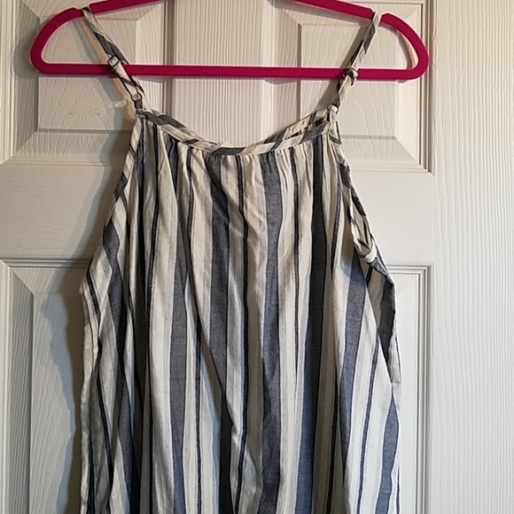 Flowy tank - Picture 4 of 4